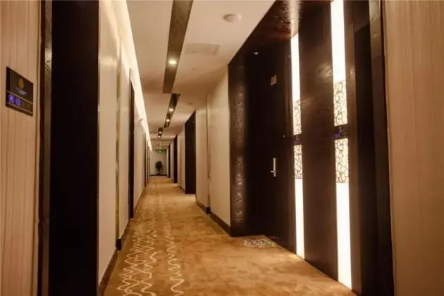 Shenzhen Milan Garden Hotel - İç Mekan