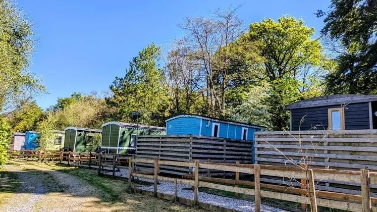 Shepherds Hut - Riverside 2 - Dış Mekan