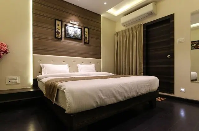 Hotel Sher-E-Punjab - 1