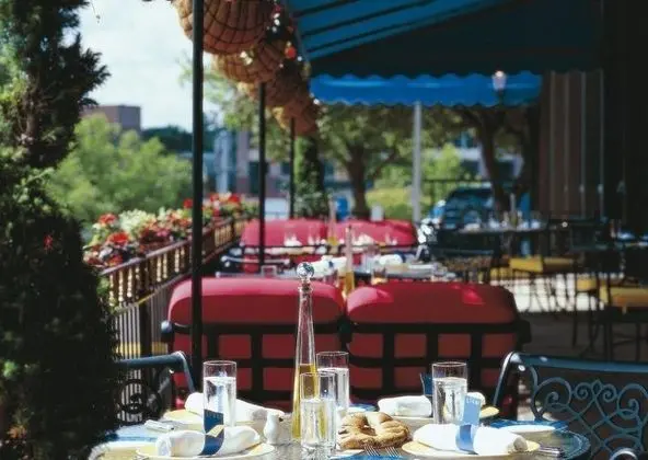 Sheraton Bloomington Hotel