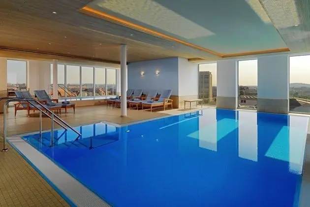 Sheraton Carlton Hotel Nuernberg - Havuz