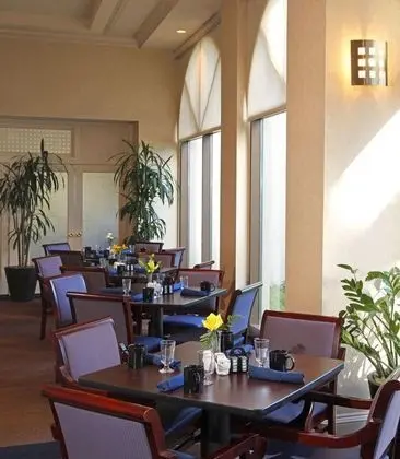 Sheraton Columbus Suites