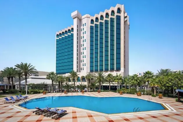 Sheraton Dammam Hotel & Towers - Havuz