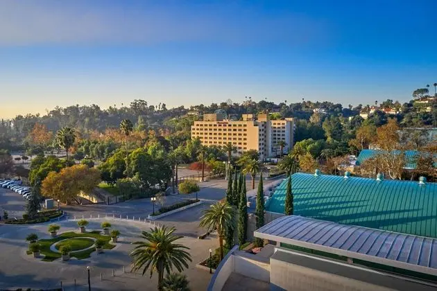Sheraton Fairplex Hotel & Conference Center - Dış Mekan