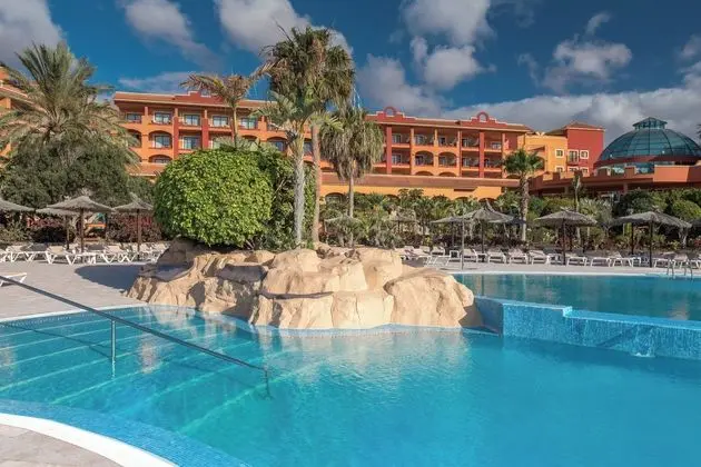 Sheraton Fuerteventura Beach, Golf & Spa Resort - Havuz