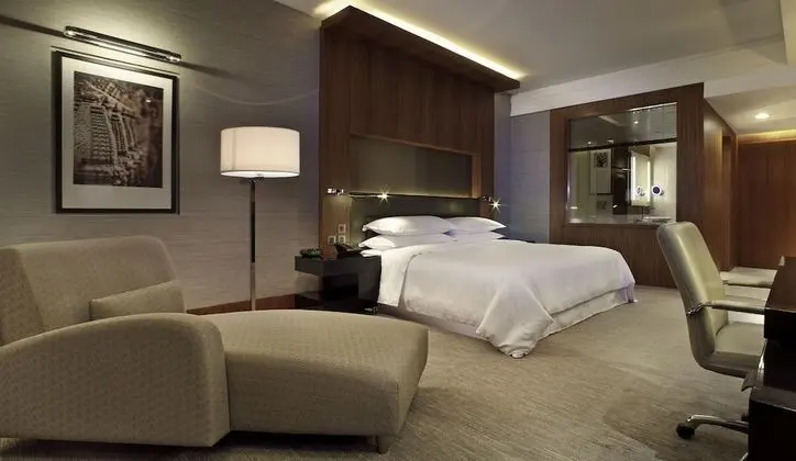Sheraton Grand Bangalore Hotel at Brigade Gateway - Oda