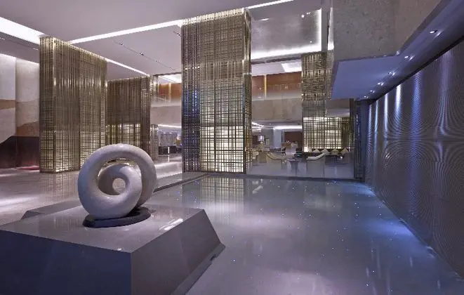 Sheraton Grand Beijing Dongcheng Hotel - Lobi
