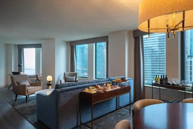 Sheraton Grand Chicago Riverwalk - Oda