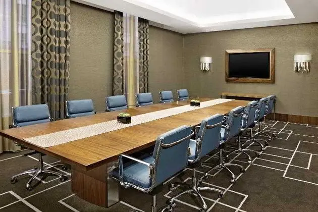 Sheraton Grand Hotel & Spa Edinburgh - Lobi