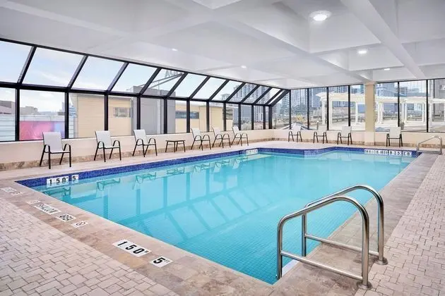 Sheraton Hamilton - Havuz