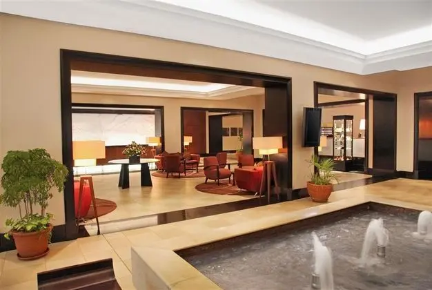 Sheraton Kampala Hotel - Lobi