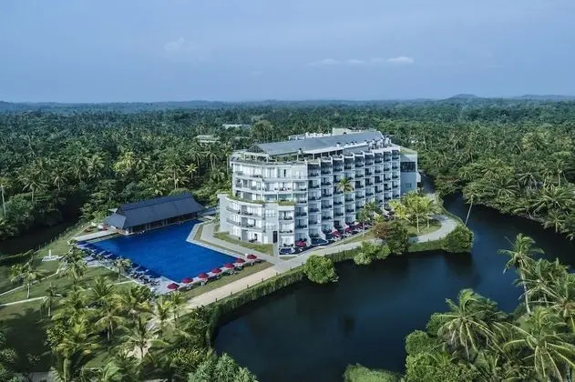 Sheraton Kosgoda Turtle Beach Resort - Dış Mekan