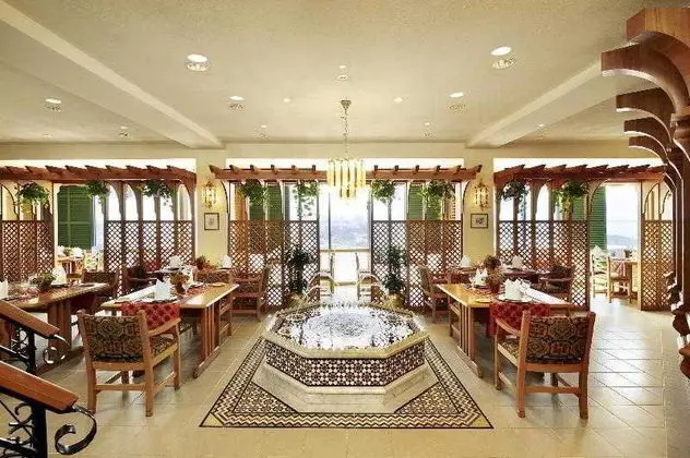 Sheraton Kuwait Hotel & Towers - Yeme / İçme