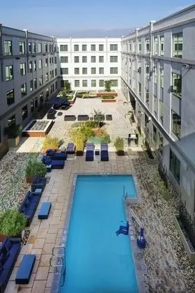 Sheraton Los Angeles San Gabriel - Havuz