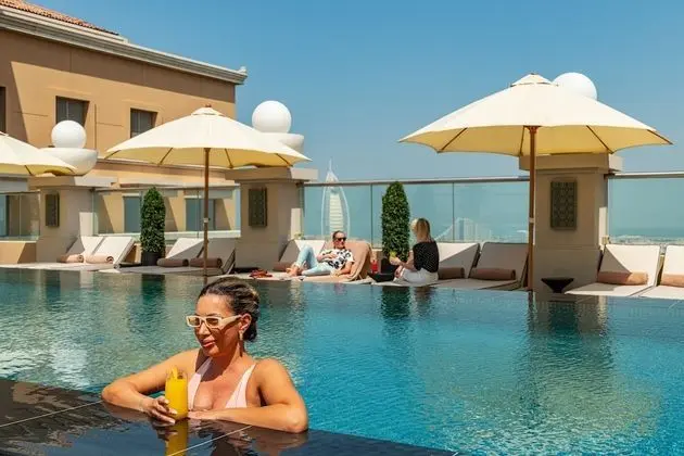 Sheraton Mall of the Emirates Hotel, Dubai - Havuz