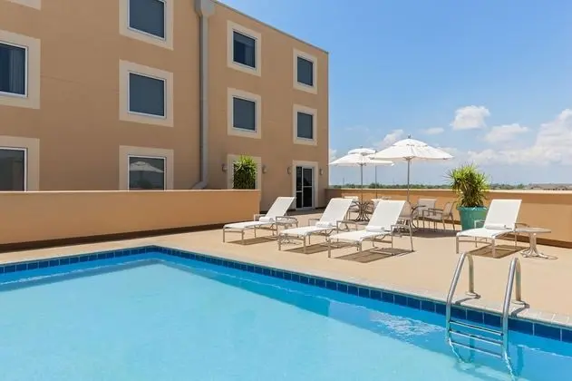 Sheraton Metairie - New Orleans Hotel - Havuz