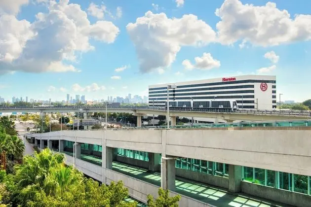 Sheraton Miami Airport & Executive Meeting Center - Dış Mekan