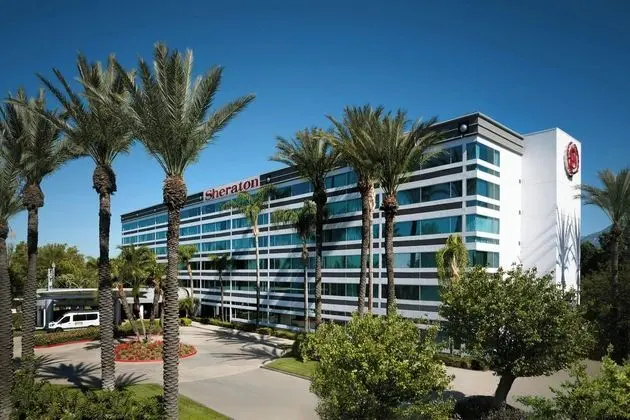 Sheraton Ontario Airport Hotel - Dış Mekan