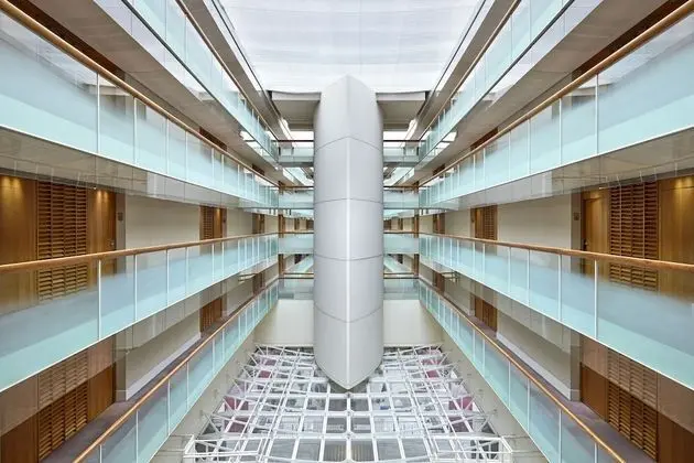 Sheraton Paris Airport Hotel & Conference Centre - Lobi