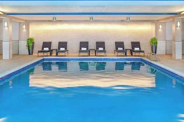 Sheraton Portsmouth Harborside - Havuz
