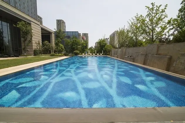 Sheraton Qingdao Jiaozhou Hotel - Havuz