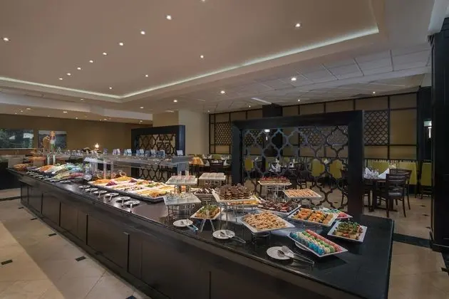 Sheraton Santo Domingo Hotel - Yerinde Yemek