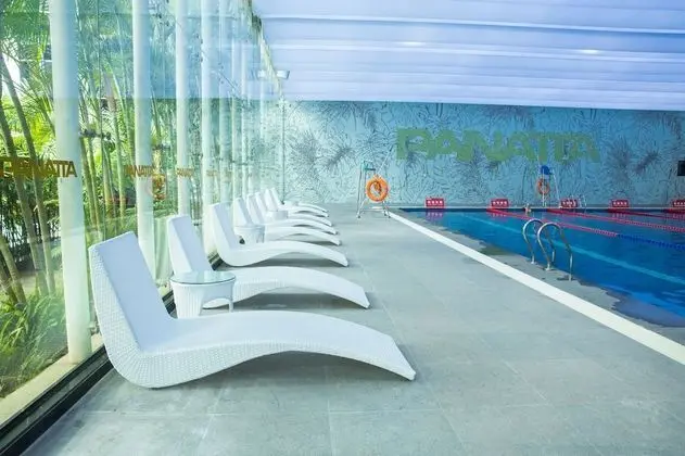 Sheraton Shenzhen Futian Hotel - Havuz
