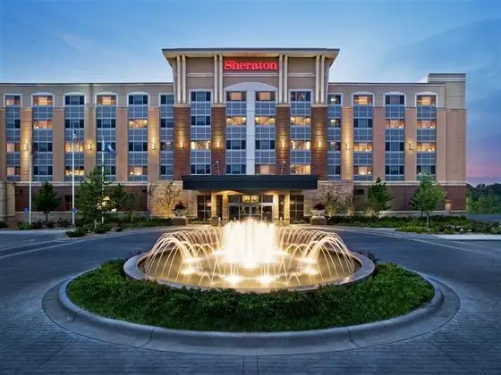 Sheraton St. Paul Woodbury Hotel