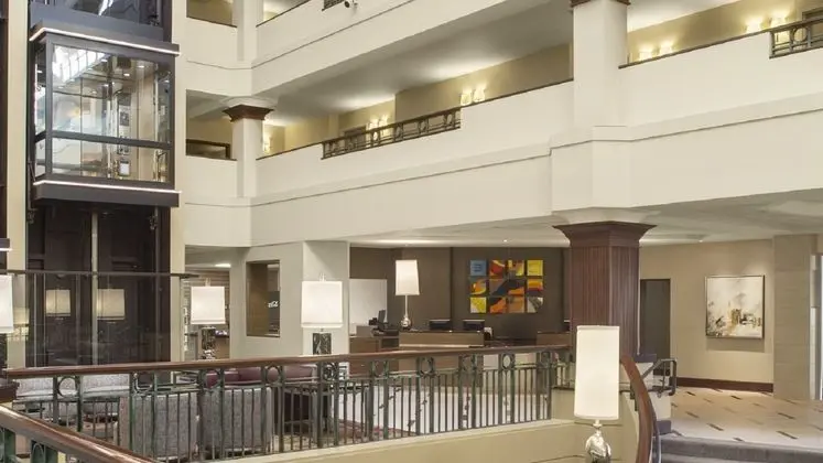 Sheraton Suites Akron Cuyahoga Falls