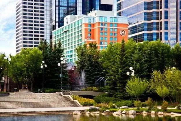 Sheraton Suites Calgary Eau Claire