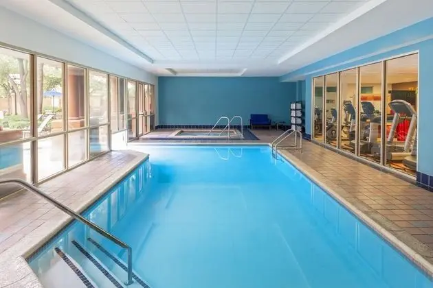 Sheraton Suites Market Center Dallas