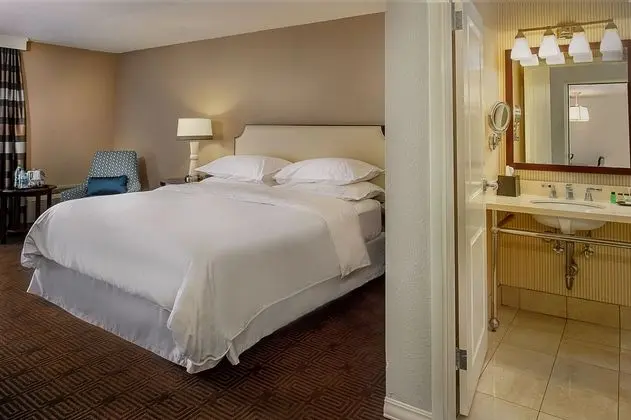 Sheraton Westport Chalet