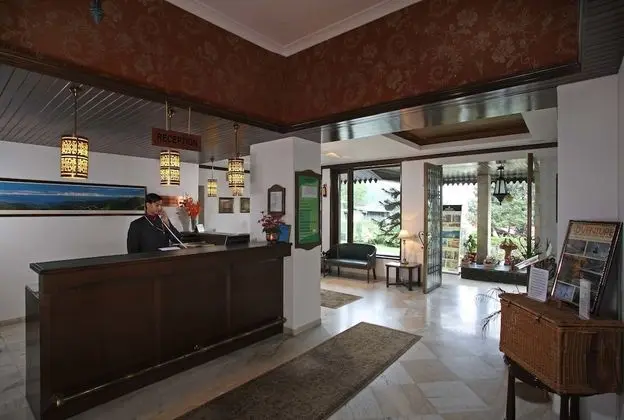 Shervani Hilltop Nainital - Lobi