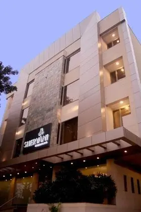 Shervani Hotel Nehru Place - Dış Mekan