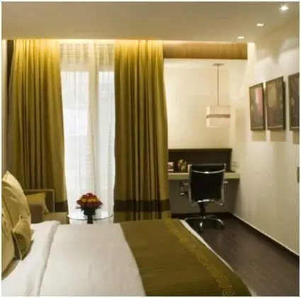 Shervani Hotel Nehru Place - Oda