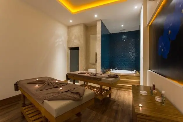 Sherwood Exclusive Lara - Spa