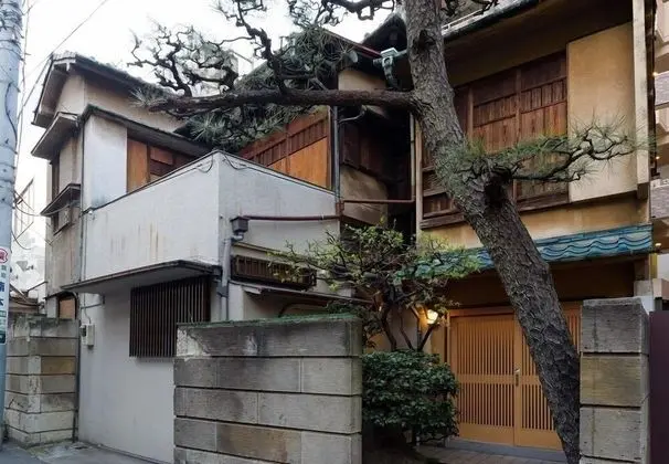 Shibuya House OMURO