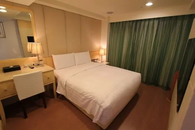 Shihzuwan Hotel - Kaohsiung Station - Oda