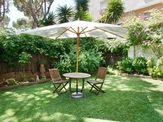 Shikara Be my Guest Castelldefles