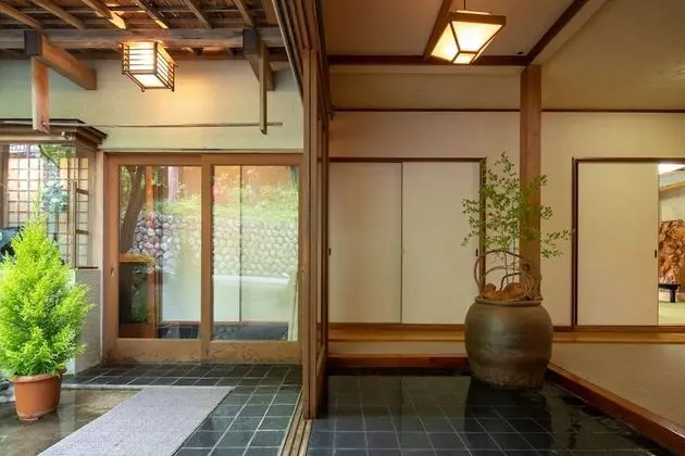 Shima Onsen Kotobukiya Ryokan - Lobi