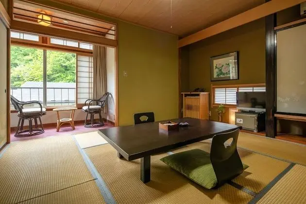 Shima Onsen Kotobukiya Ryokan - Oda