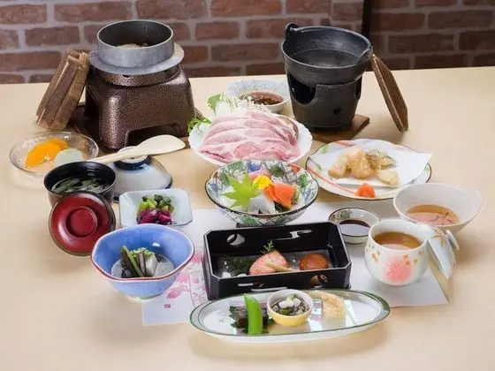 Shima Onsen Yuzurihaso Hot spring Inn - Yerinde Yemek
