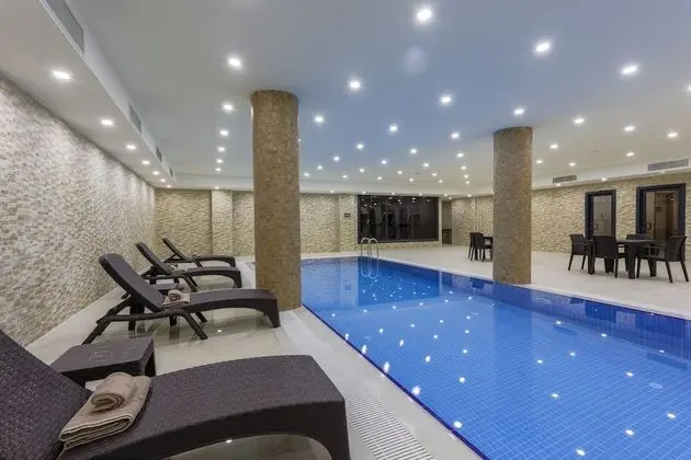 Shimall Deluxe Hotel - Havuz