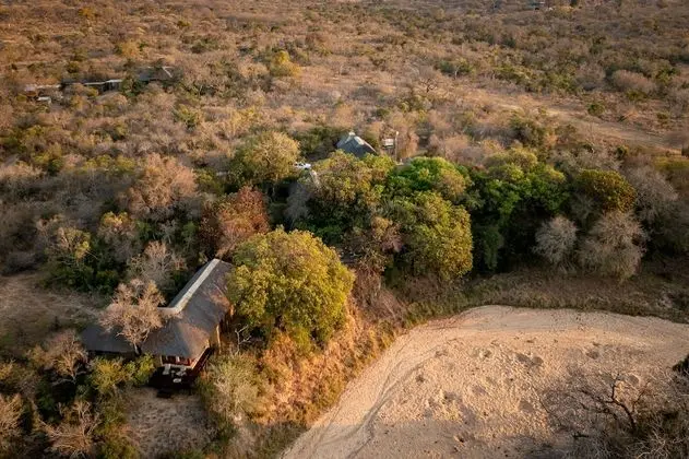Shimungwe lodge