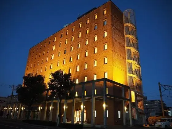 Shin Iizuka Station Hotel