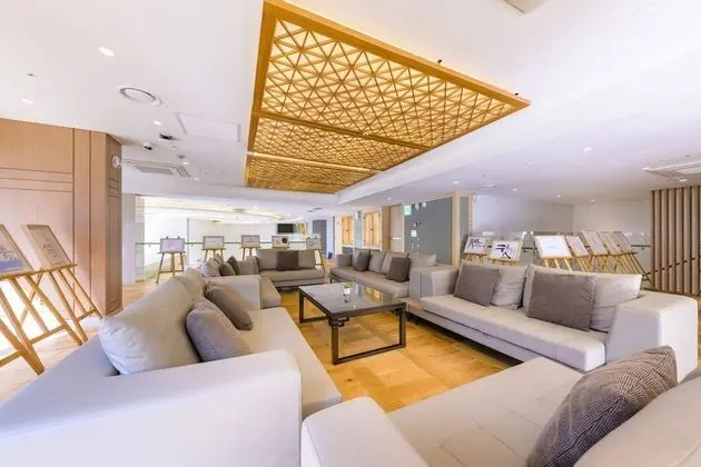 Shin Shin Hotel Jeju Airport - İç Mekan