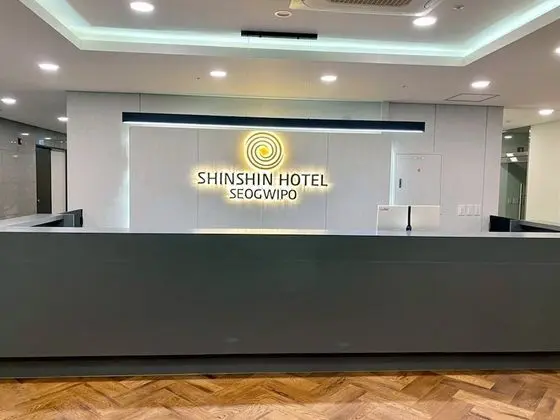Shin Shin Hotel Seogwipo - Lobi