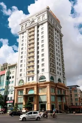 The Shine Hotel - Dış Mekan