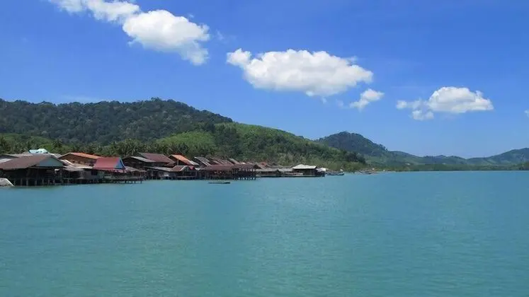 Shine Talay Guesthouse
