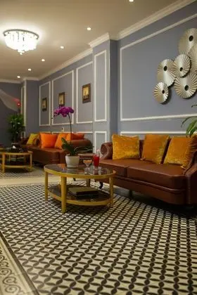 Shining Central Hotel & Spa - Lobi